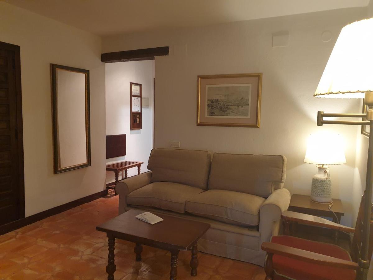 فندق بلاسينثيافي  بارادور دي بلاسينسيا المظهر الخارجي الصورة